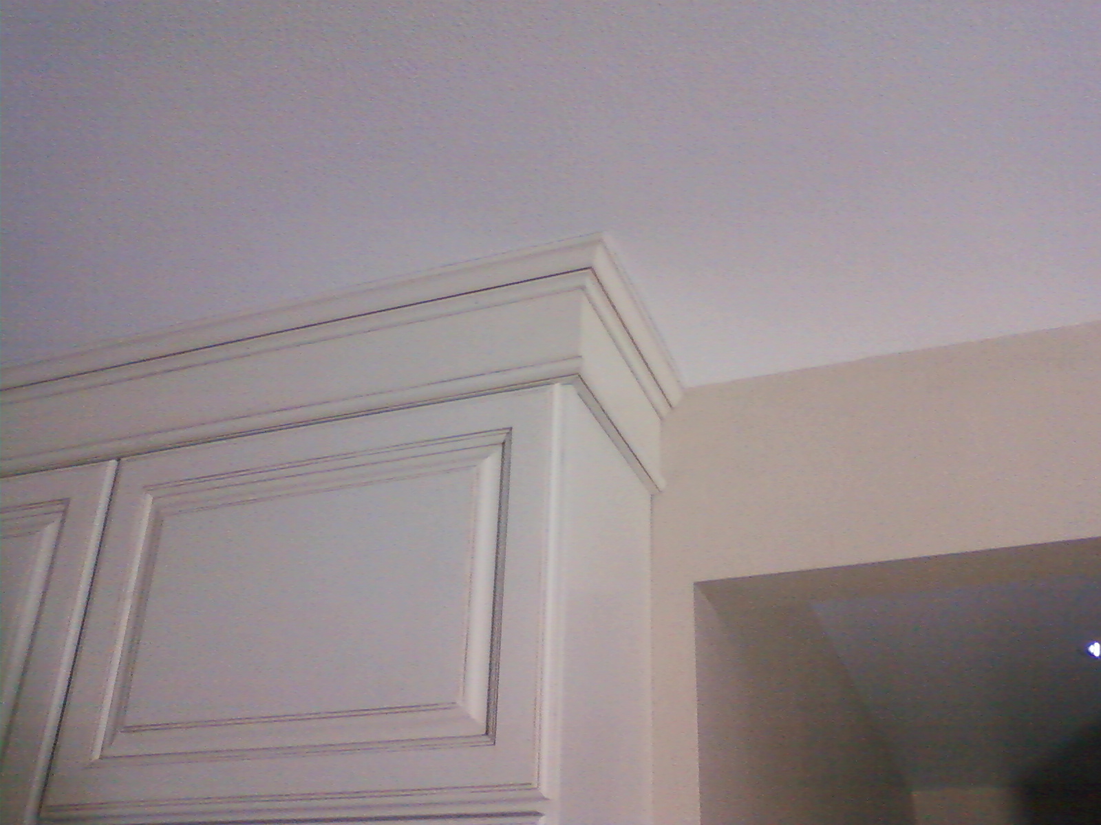 Multi-stack crown moulding